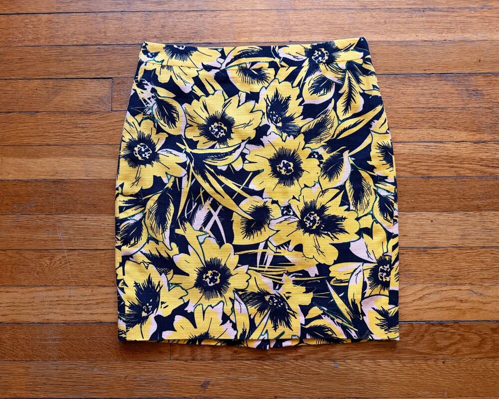 JCREW 'The Pencil Skirt' Yellow/Black Floral sz 4P